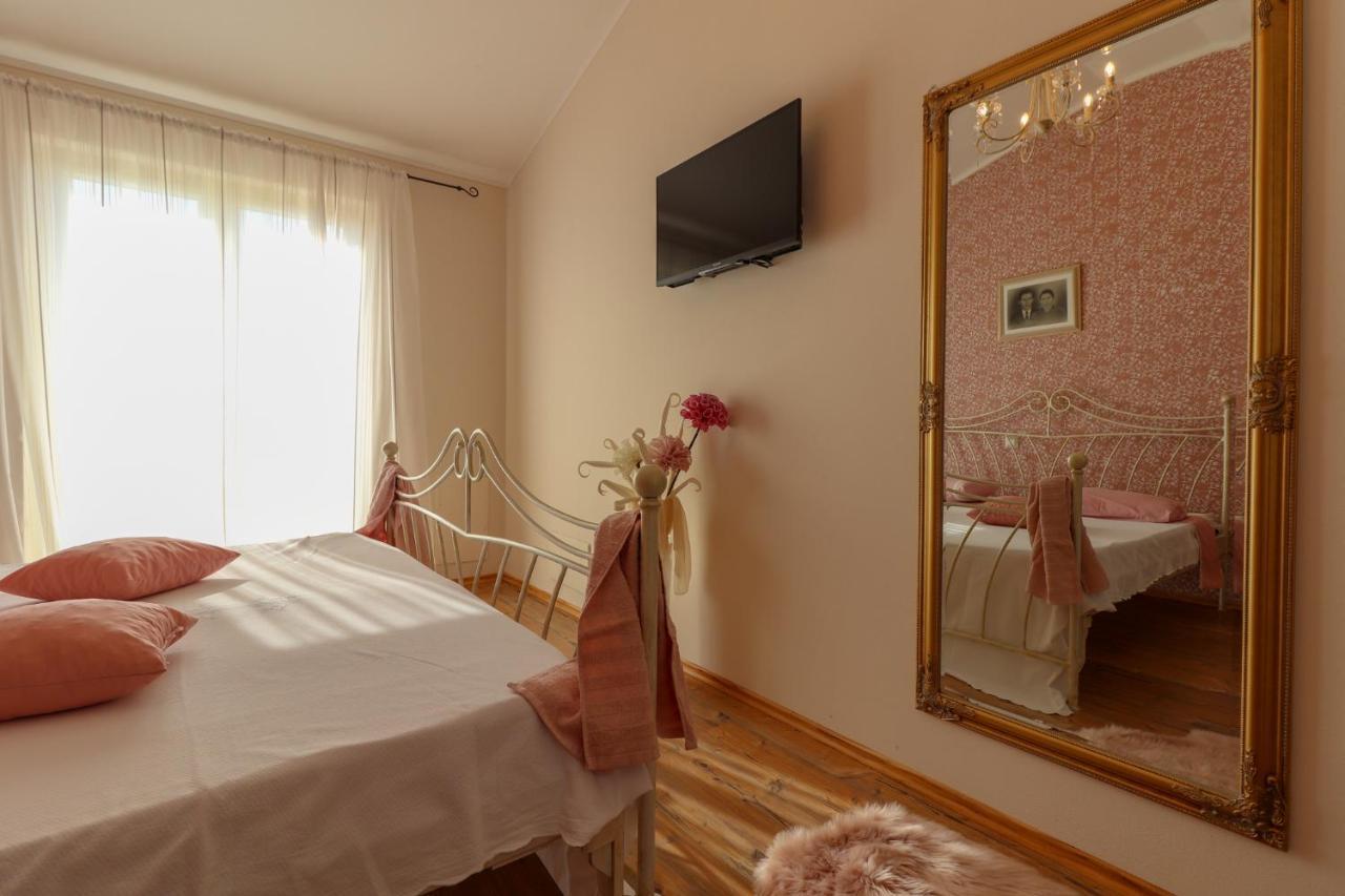 Villa Nona Marija Sveti Lovrec Pazenaticki Ngoại thất bức ảnh
