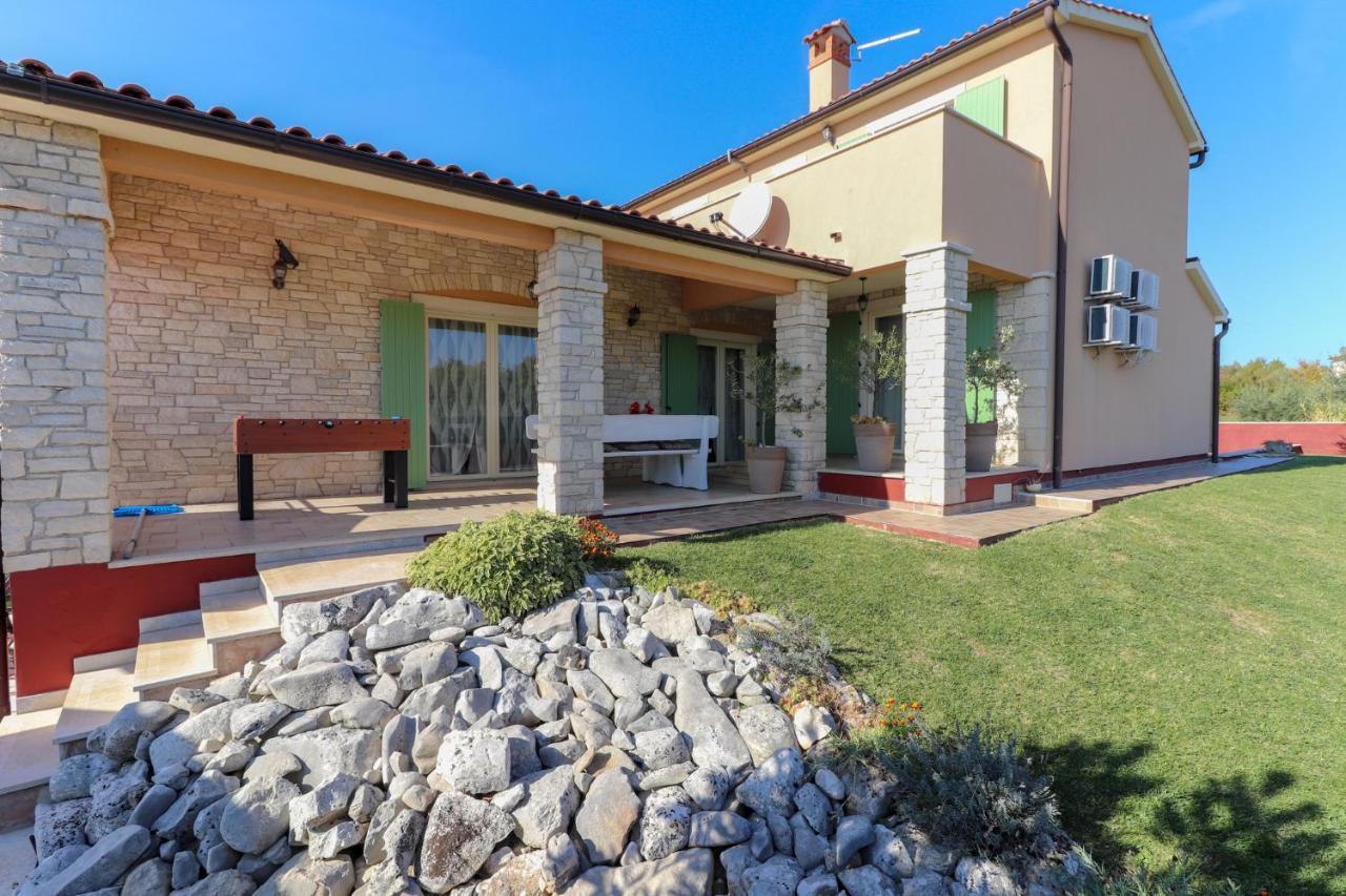 Villa Nona Marija Sveti Lovrec Pazenaticki Ngoại thất bức ảnh