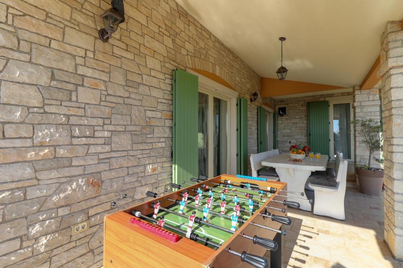 Villa Nona Marija Sveti Lovrec Pazenaticki Ngoại thất bức ảnh