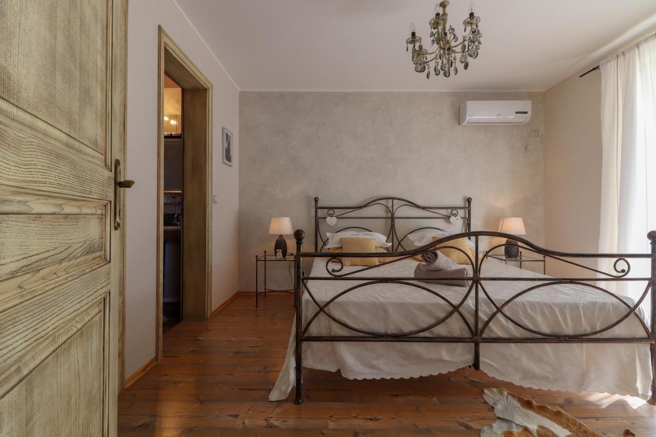 Villa Nona Marija Sveti Lovrec Pazenaticki Ngoại thất bức ảnh